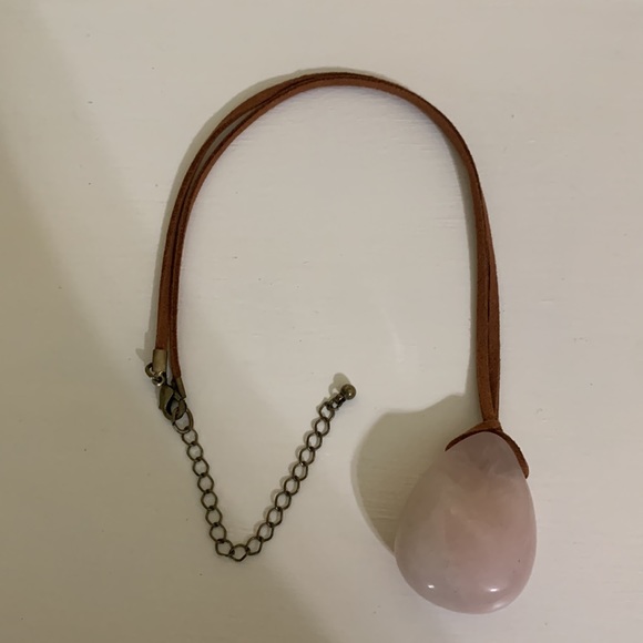 💎Rose Quartz & Cowhide Leather
Necklace & Bracelet Set💎 - Picture 3 of 4
